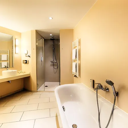 Achat Hotel 4*